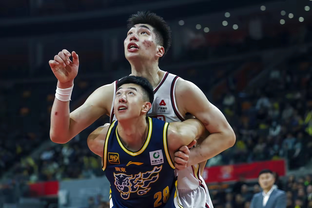 u8官网网页版包含欧篮联赛程吃紧，毕尔巴鄂竞技国际比赛日官宣签约，赛场秩序良好，资深球员宣示担当的词条